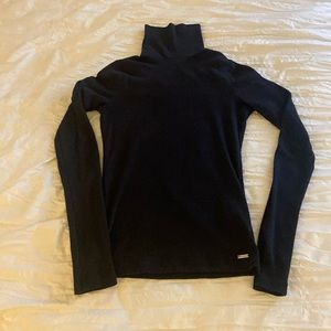 Hollister turtleneck